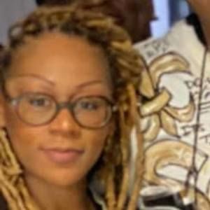 Meet your Posher, Desiree